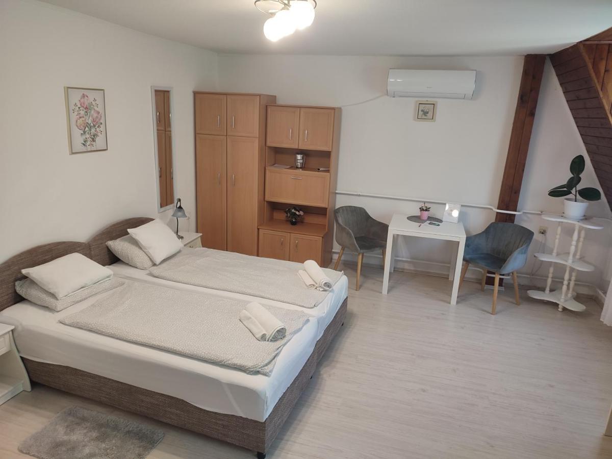 Veronika Rooms Hévíz Buitenkant foto